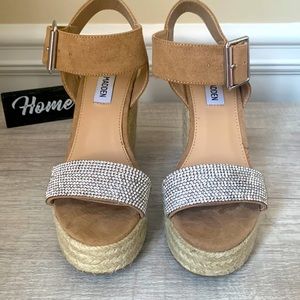 Steve Madden Ivey embellished wedges!